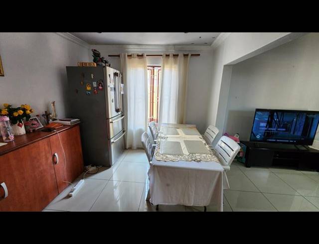 4 BEDROOM HOUSE FOR SALE IN SHERWOOD